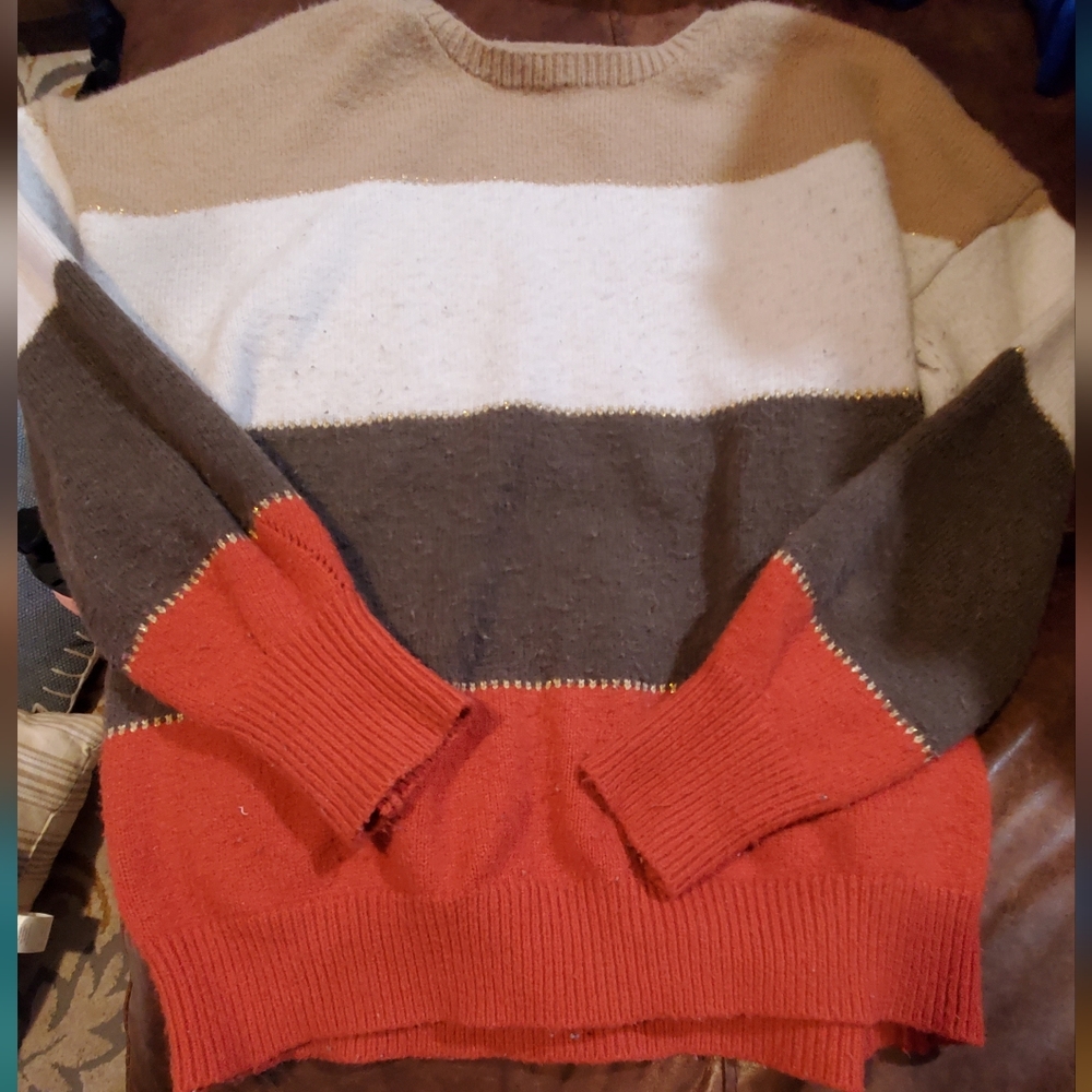 Warm, well made sweater size M